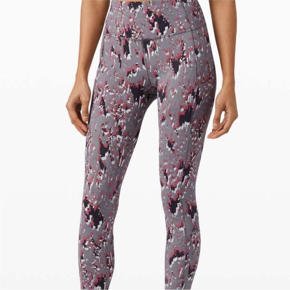 Lululemon Fast and Free High Rise Tight 25" in Floral Flux Multi Size 4